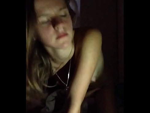 ❤️ En pige onanerer og kommer Sex video at da.ixiporn-com.ru ❌